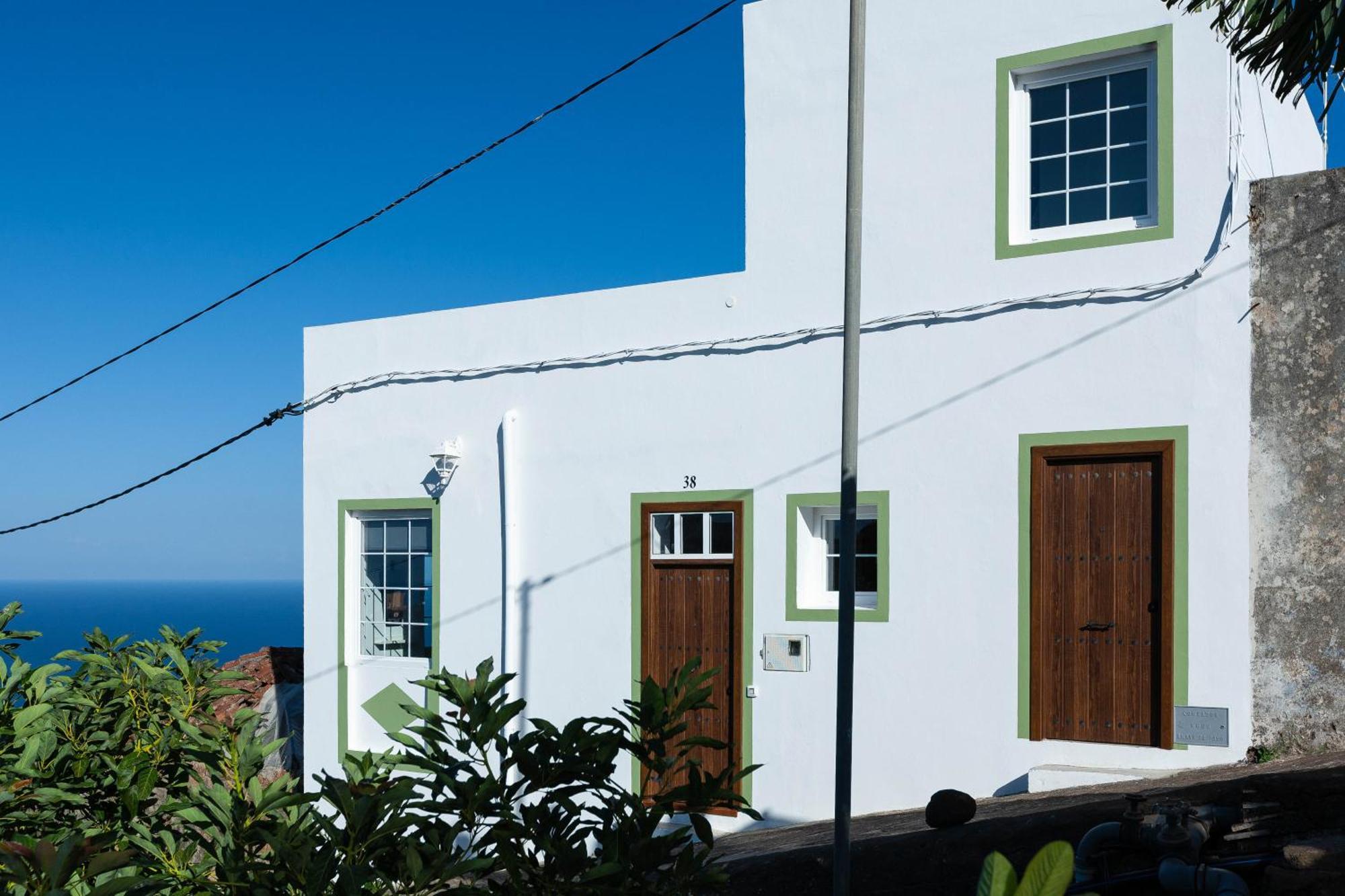 Cascada De Los Tilos With Breathtaking Views Los Sauces Exterior photo